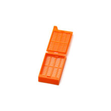 Гистологическая кассета с соединенными крышками, оранжевая
