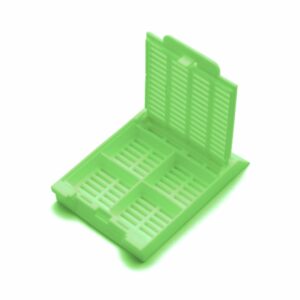 Гистологическая кассета 4-секционная, зеленая